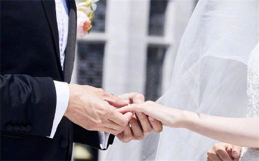 属猴的男生和属鼠女生(属猴的男生和属鼠女生相配吗)