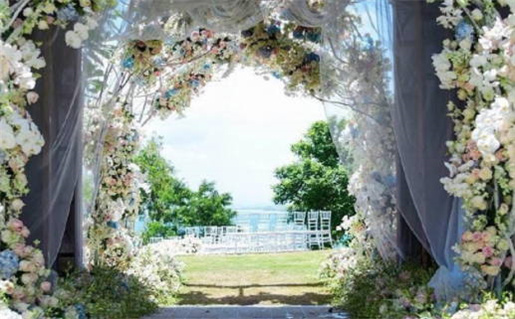 农历二〇三三年八月初五黄历举办婚礼不推荐吗,结婚吉日查询