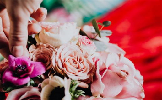 2028年11月19日老黄历适合婚姻登记吗