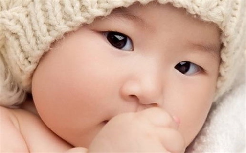 胡姓女宝宝名字精选：2026年05月14日生辰八字起名技巧