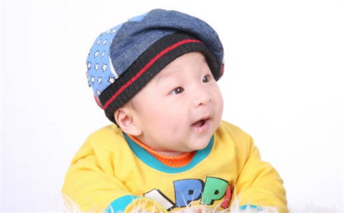 2026年04月01日出生刘姓男宝宝八字五行取名禁忌与建议