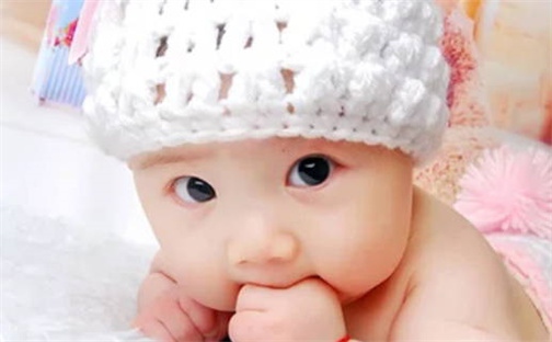 周姓男孩子取名