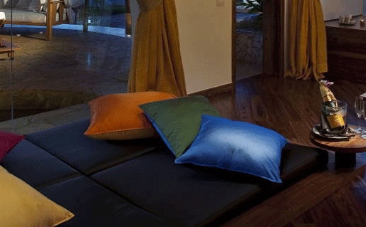 2027年08月24日装修黄历查询